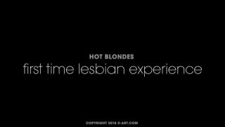 Pirang panas pengalaman lesbian pertama kali