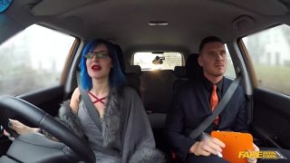 Seks anal memastikan lulus tes mengemudi